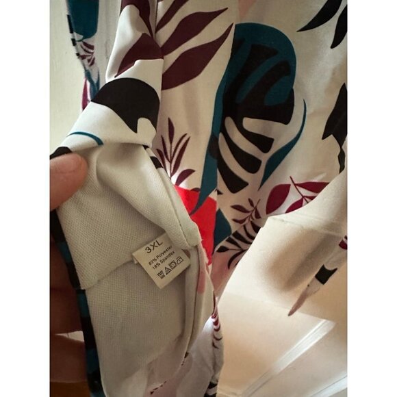 Women’s size 3X-Large Colorful Cut out Bathing suit - Picture 5 of 6